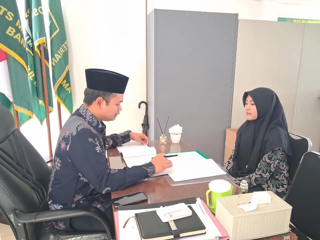 REFLEKSI GURU, SEBAGAI MUHASABAH SERTA TOLOK UKUR BERBENAH DIRI
