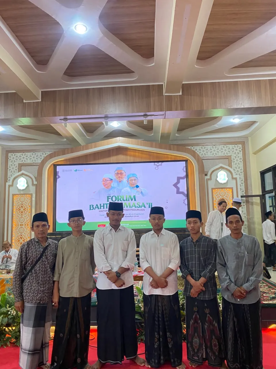 MENYIAPKAN GENERASI KITAB KUNING MTS MABADI`UL IHSAN DENGAN MENGIKUTI BAHTSUL MASAIL