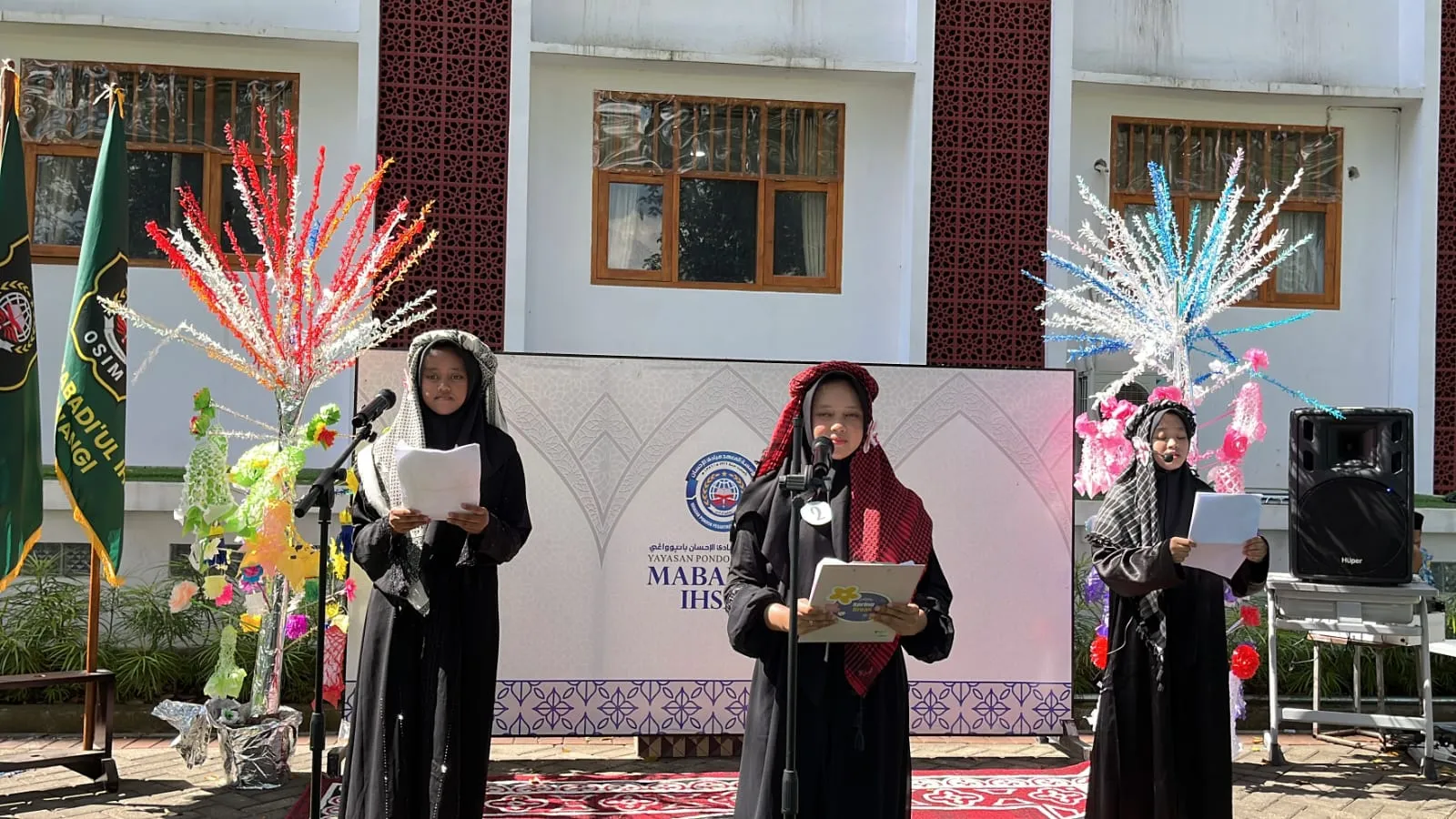 Aksi Hebat dan Suasana Meriah Lomba Maulid Nabi Ramaikan MTs Mabadi’ul Ihsan  